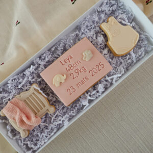 Coffret biscuits naissance personnalisé – Fille ou Garçon
